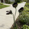 3-Headed Metal Venus Flytrap Garden Stake, Rust Finish Halloween Carnivorous Plant Yard Art for Outdoor Lawn Decor