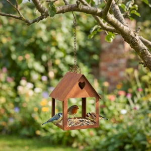 Rustic Heart Cutout House Shaped Hanging Bird Feeder, Vintage Distressed Metal Wild Bird Seed Feeder for Outdoor Garden Tree Yard Decor