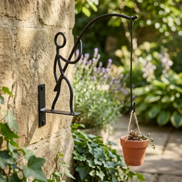 Funny Little Man Fishing Design Wall Mount Plant Hook, Black Metal Hanging Flower Pot Bracket for Patio Yard Home Wall Decoration