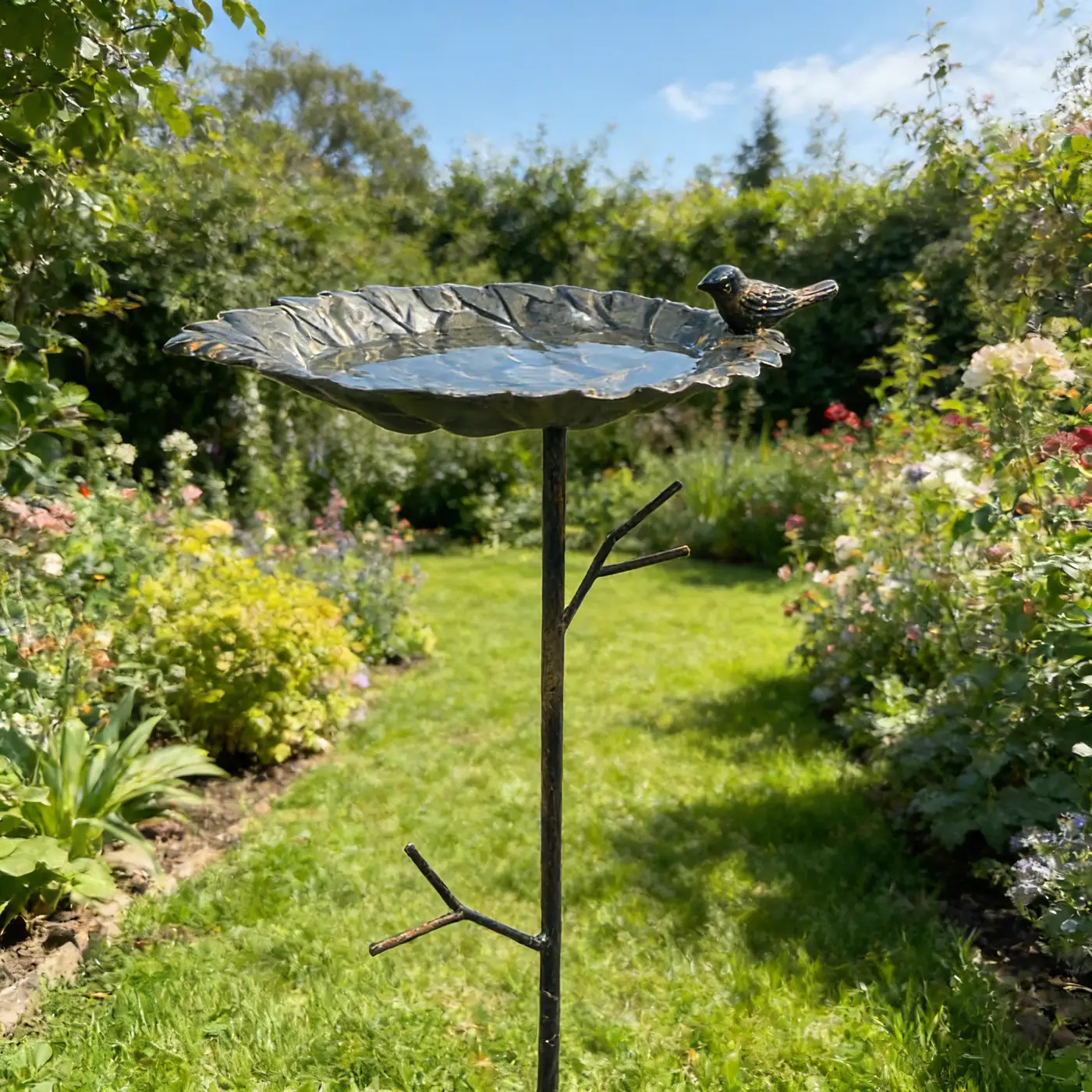 Lotus Leaf Bird Bath Stake for Garden Birds - Image 6