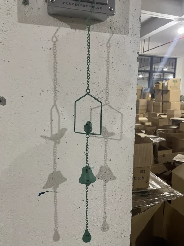 cast-iron-bird-wind-chime-06 The Birdsong Wind Chime — Cast Iron Garden Chime