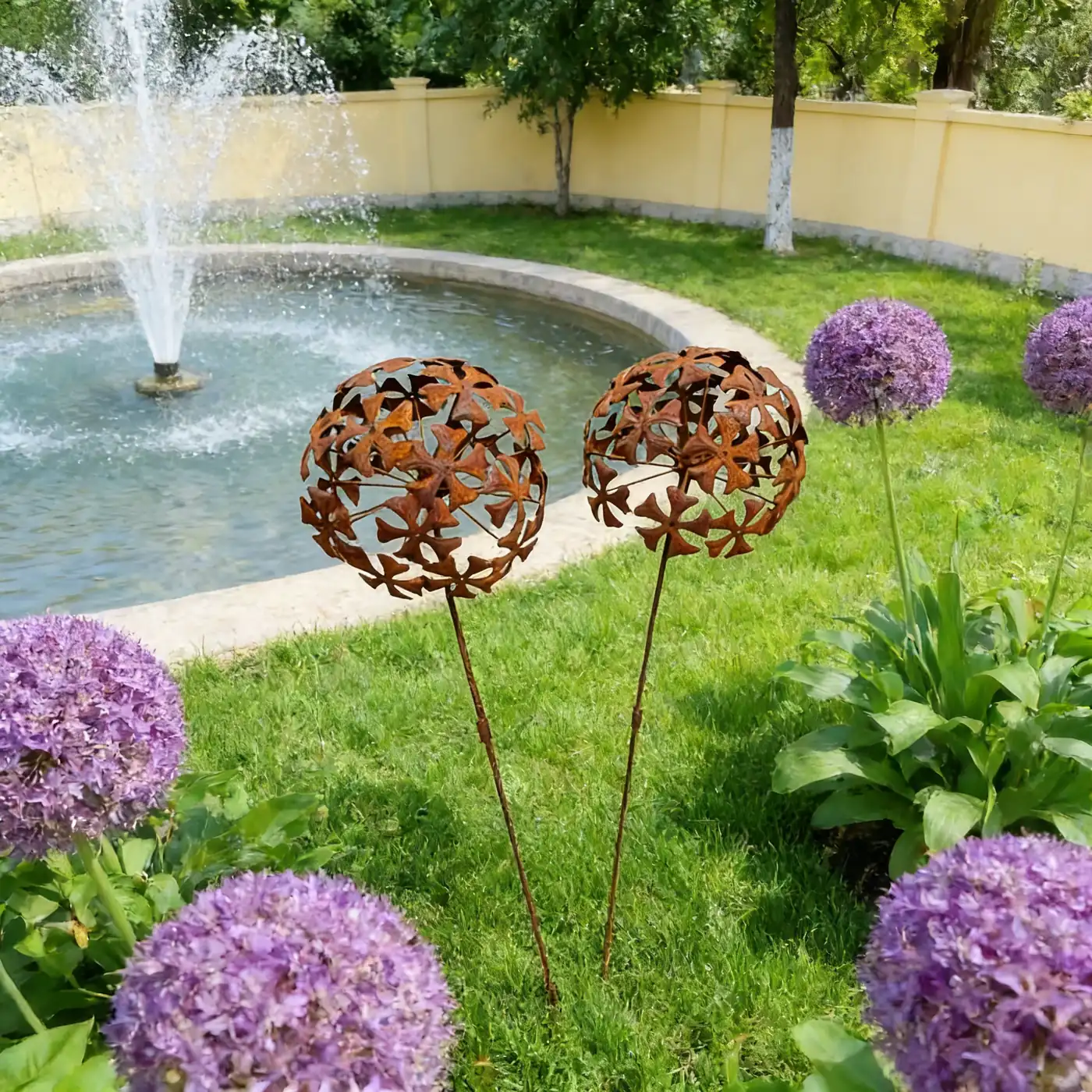 Rustic Hydrangea Flower Garden Stake for Outdoor Decor - Image 9