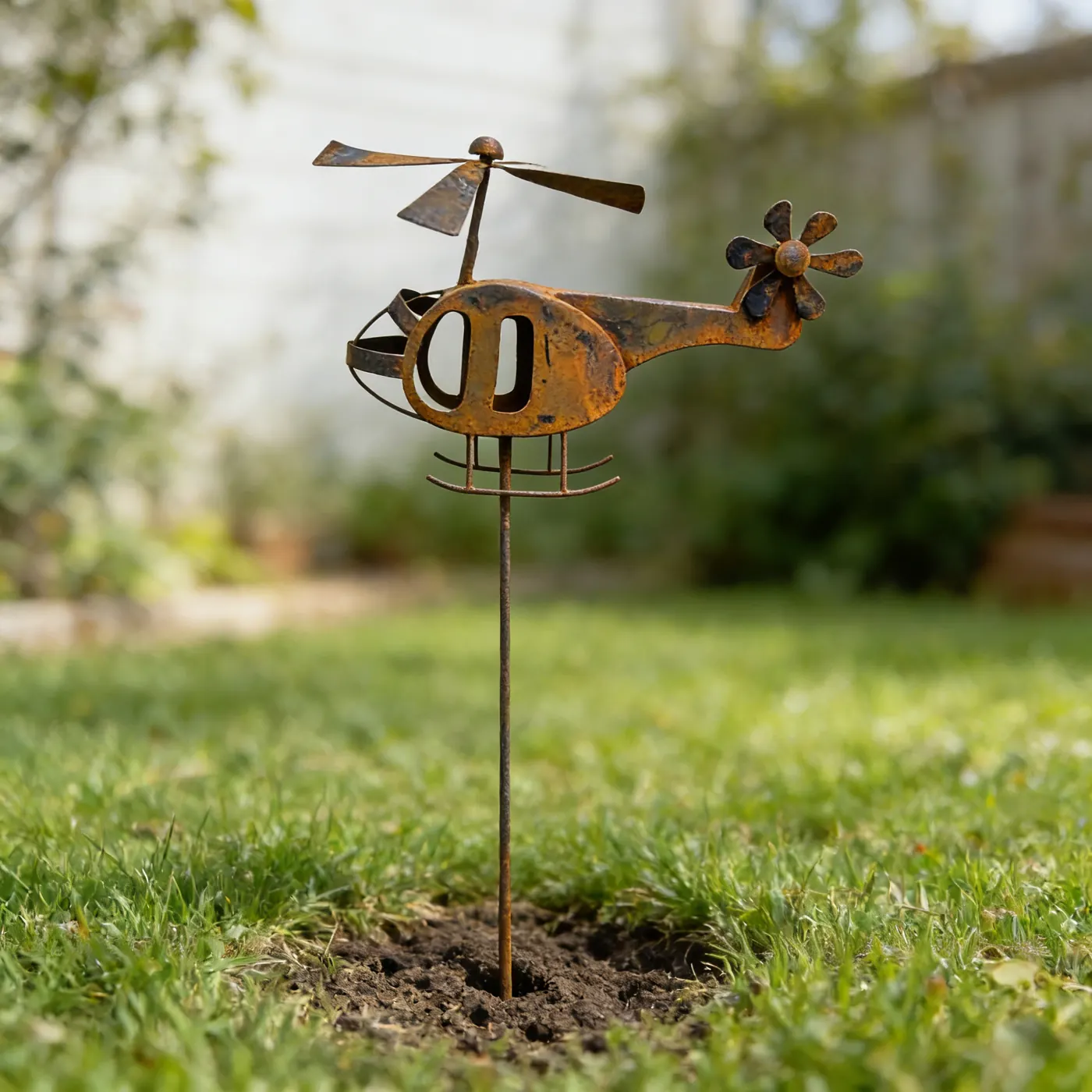 Rustic Metal Helicopter Garden Stake for Outdoor Decor - Image 6