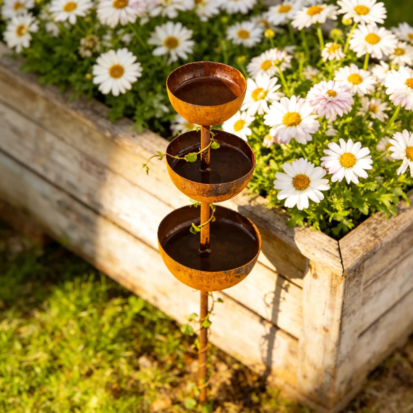 Rustic Three-Tier Bird Waterer Garden Stake - Image 6