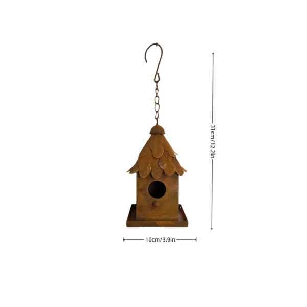 01_rusty-birdhouse Rustic hanging birdhouse for garden birds